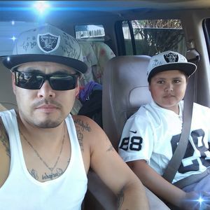 Meet your Posher, Manuel